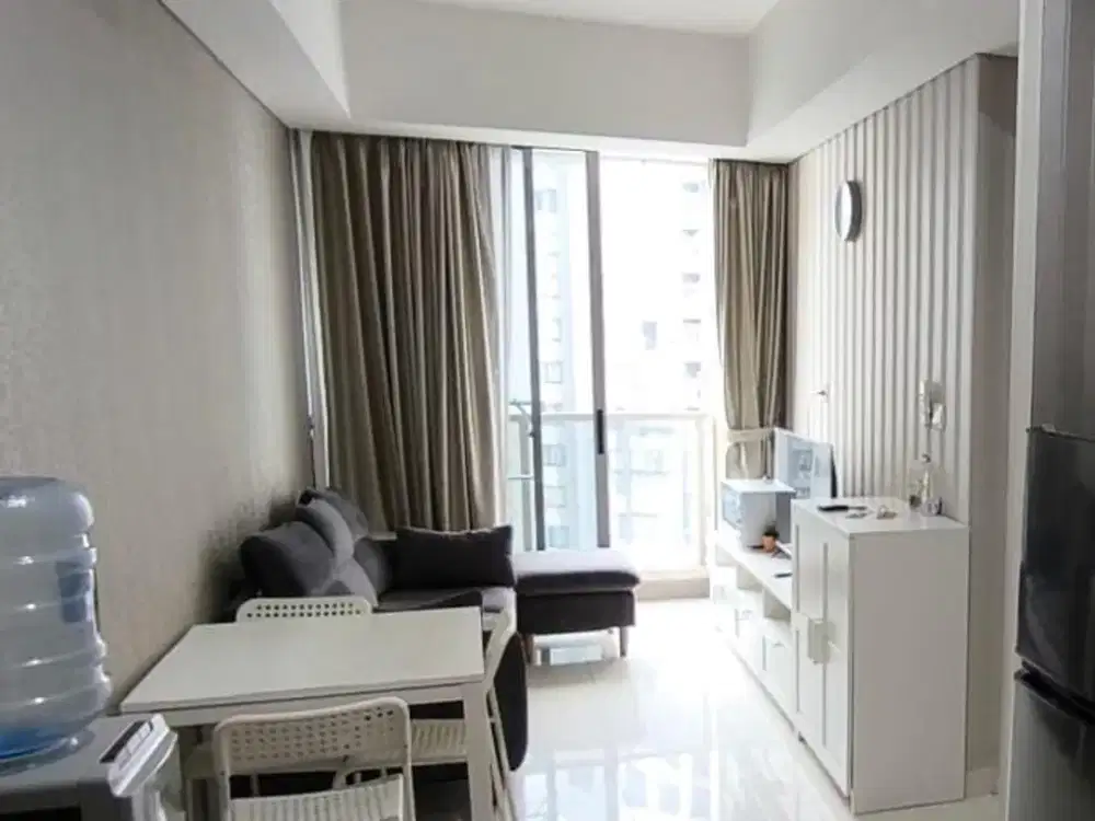 Disewakan Apartemen Taman Anggrek Residence 3BR Termurah