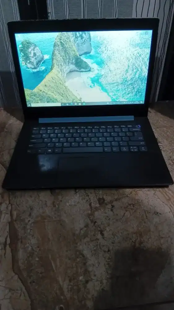 Lenovo idepad 330 i5 gen 8 ssd 240 ram 8gb