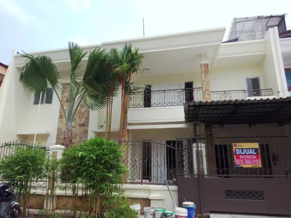 Dijual Rumah 2 ½ Lantai Baru Renov di Green Garden Jakarta Barat