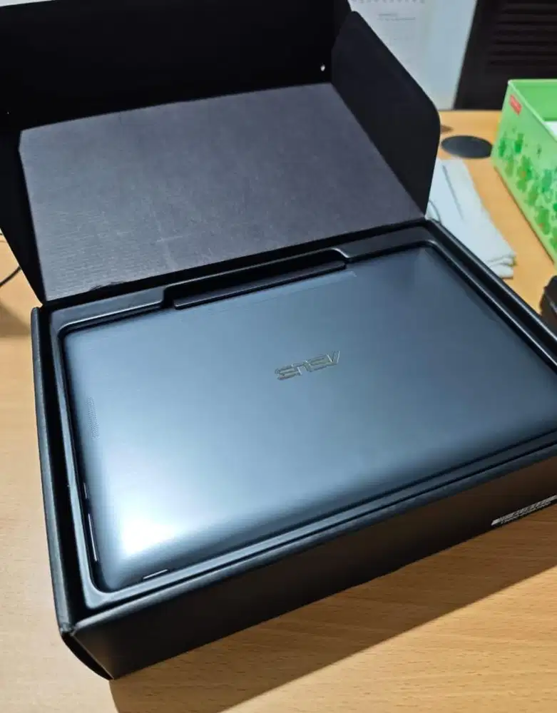 Dijual laptop Asus transformer like new
