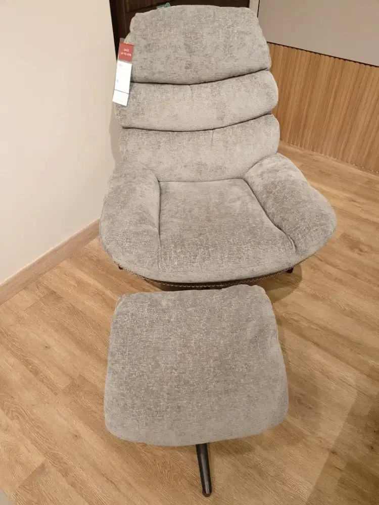 KREDIT SEIJI ACCENT SOFA WITH STOOL - GREY