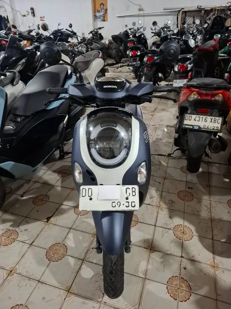 Honda Scoopy 110cc 2025 biru putih