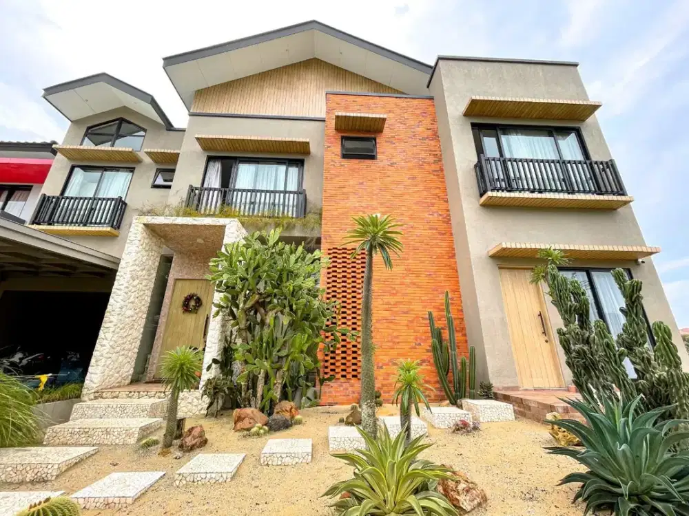 Dijual villa mewah di kota baru Parahyangan  cepat cocok untuk investasi