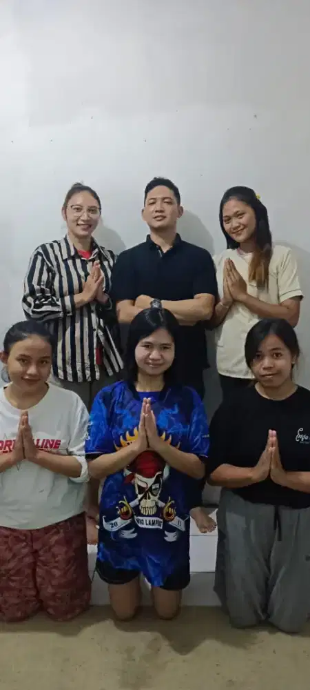 Di cari Art dan baby sitter gaji 2.5