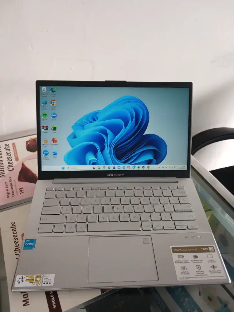 Laptop Asus Vivobook E1404G Intel Core I3-N305 Ram 8 Ssd 512 Garansi