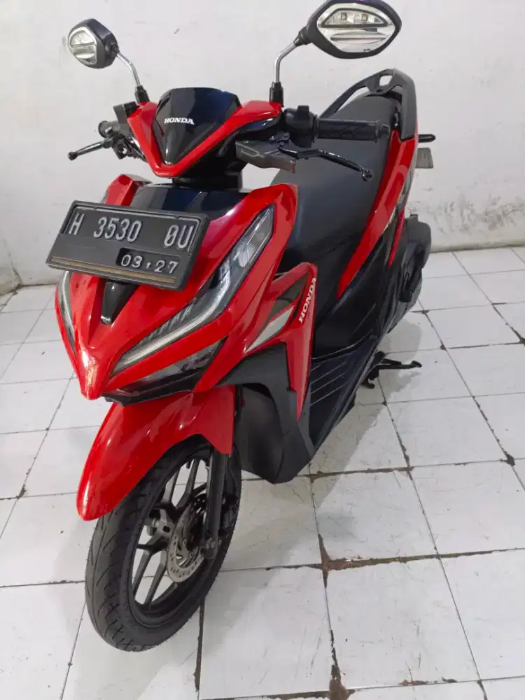 vario 125 merah 2022