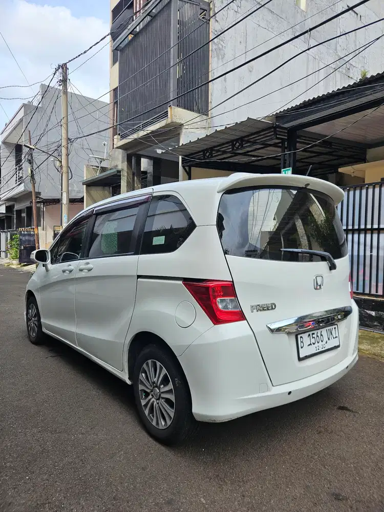 Honda Freed 2015 Bensin