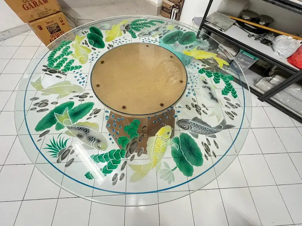 Meja Makan Tempered motif Ikan
