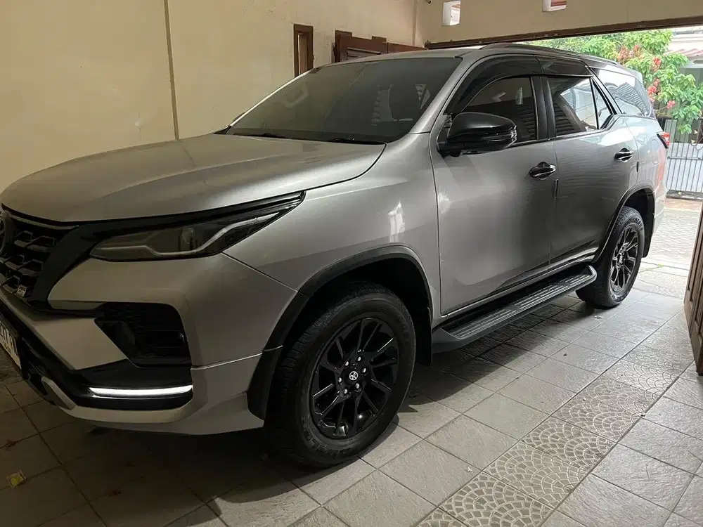 Fortuner VRZ GR 2021 Silver TRD 4x2 A/T