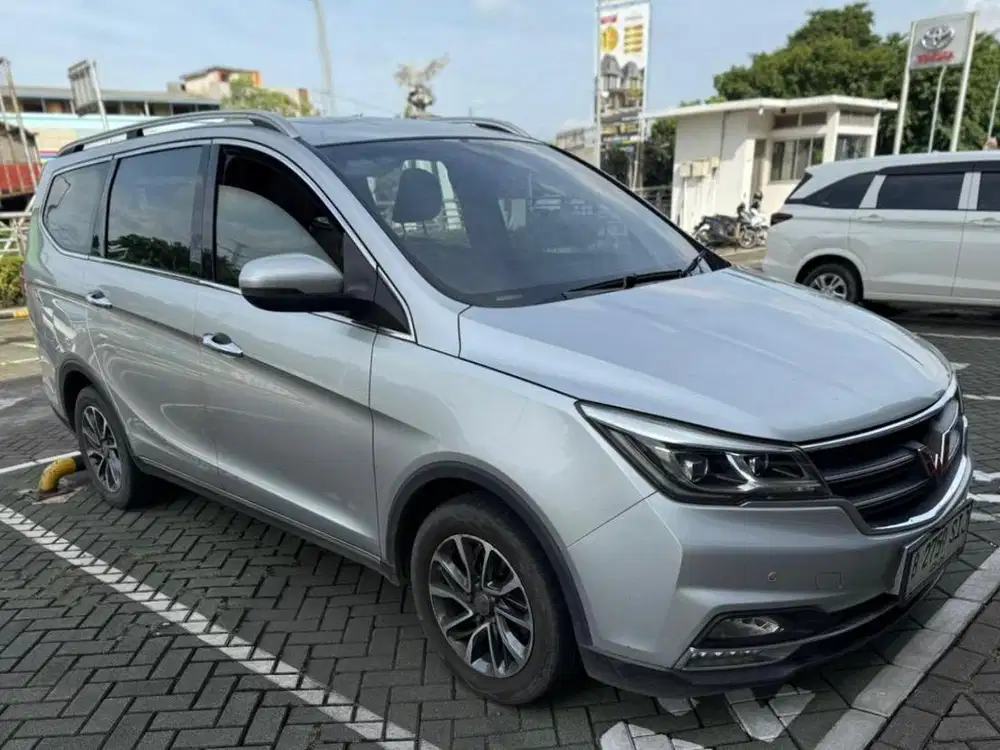 Wuling Cortez Luxury AMT 2018