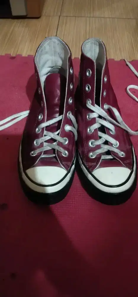 Sepatu converse