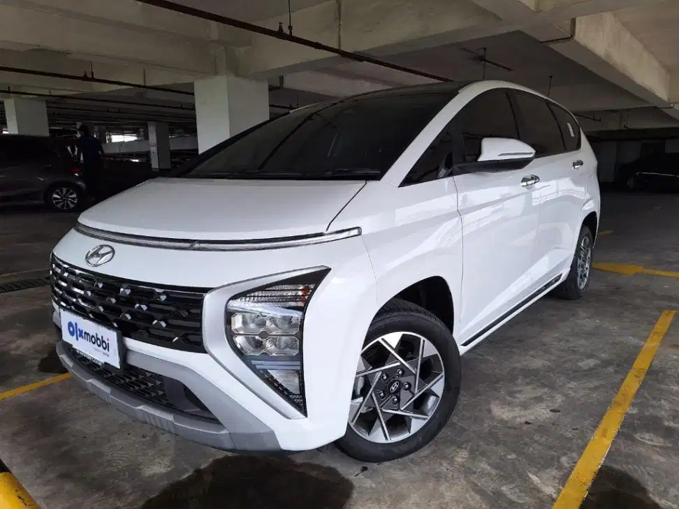 E DP RENDAH Hyundai Stargazer 1.5 Prime Bensin-AT 2025 HZM
