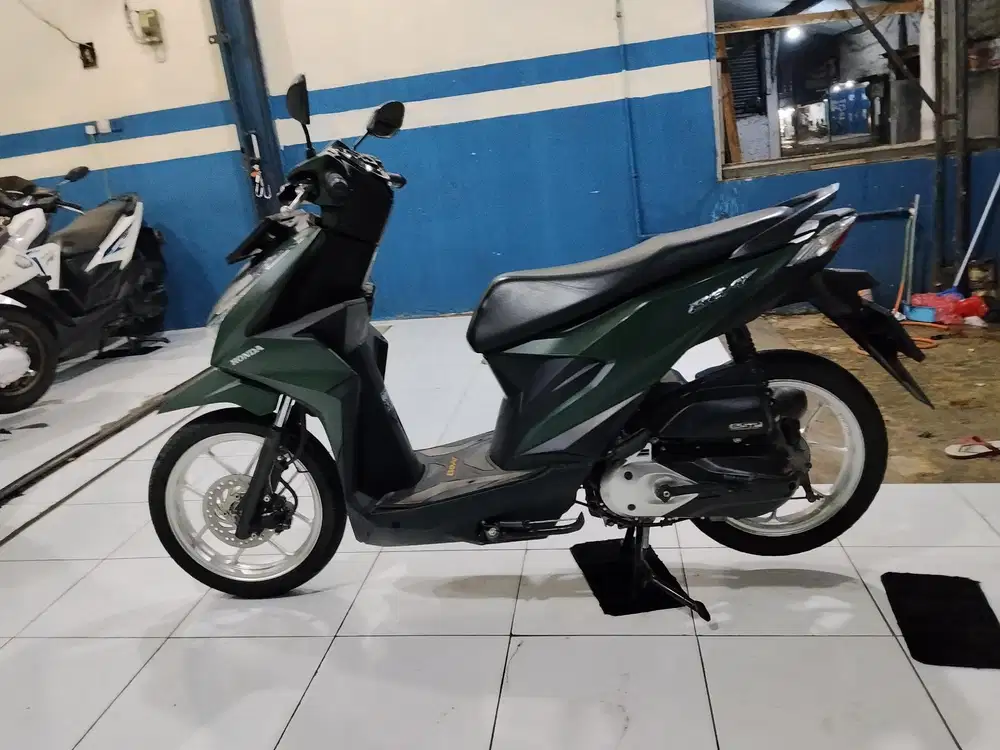 (A) Honda beat delux cbs iss 2024 istimewa