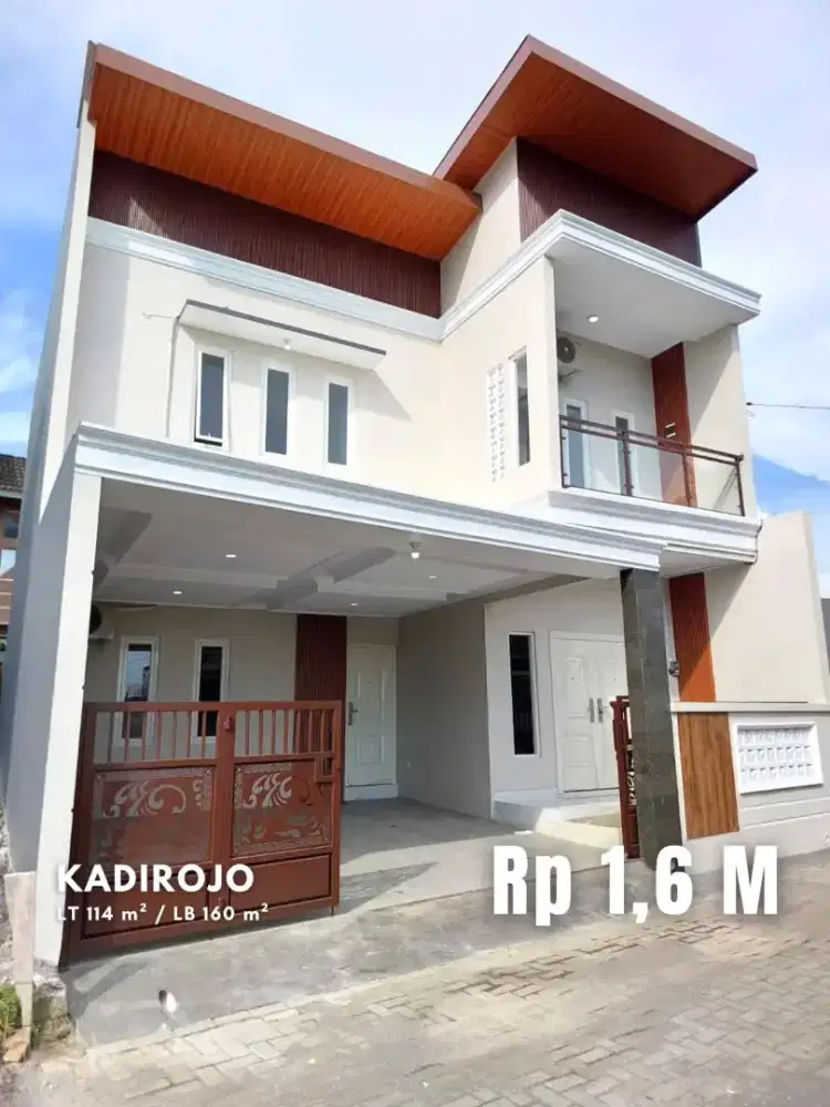 Dijual Rumah Baru Desain Elegan di Purwomartani
