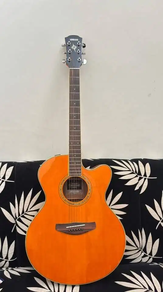GITAR YAMAHA CPX600