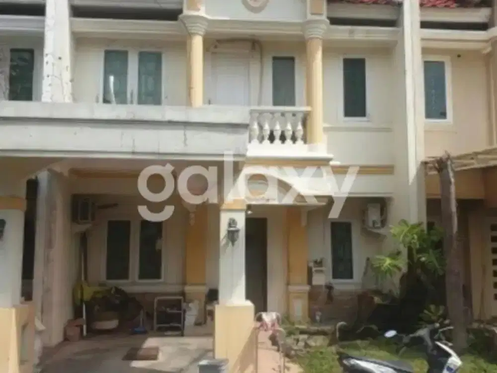 Rumah pakuwon City Sorento, Surabaya Timur dekat pakuwon City mall