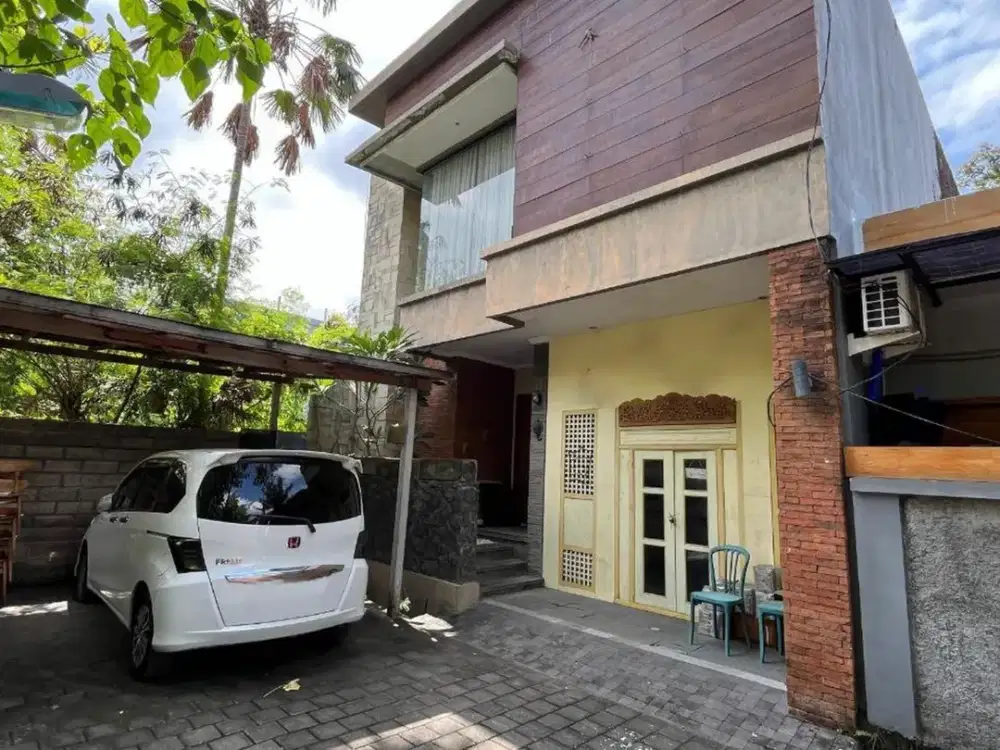 Villa Full Furnished Siap Huni Dekat Sekolah Disewakan, di Kuta Area