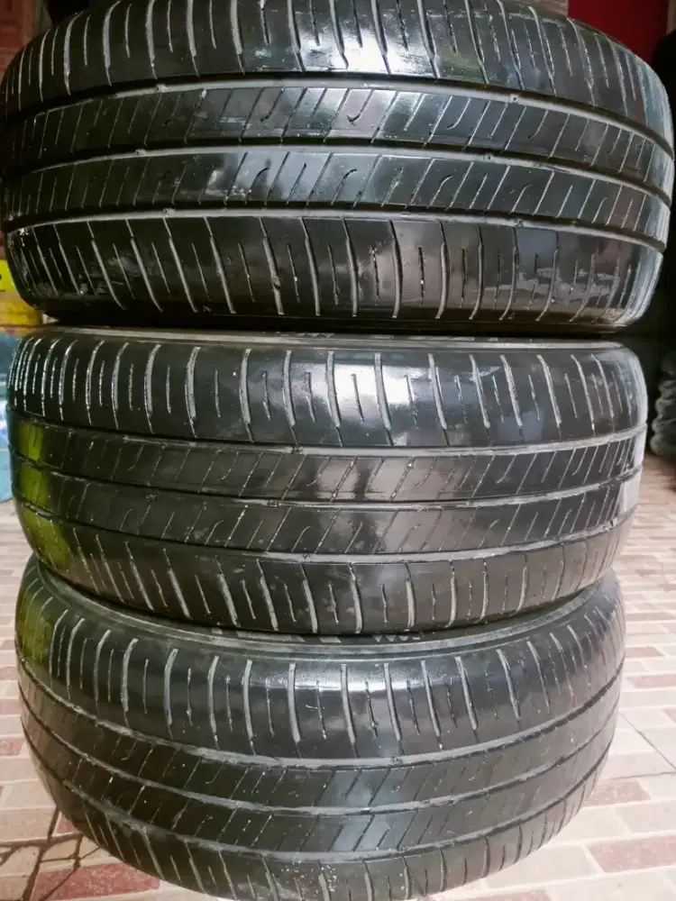 BAN BEKAS KUMHO 3PCS 205/55R16
