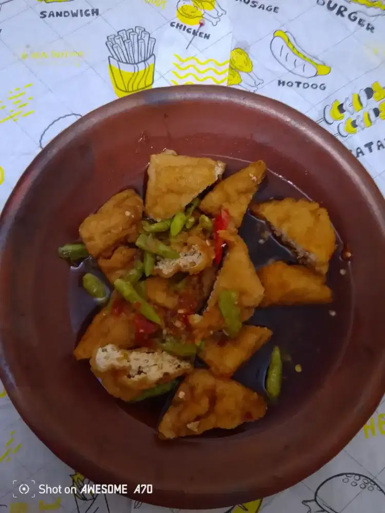 Tahu gejrot nendang betul