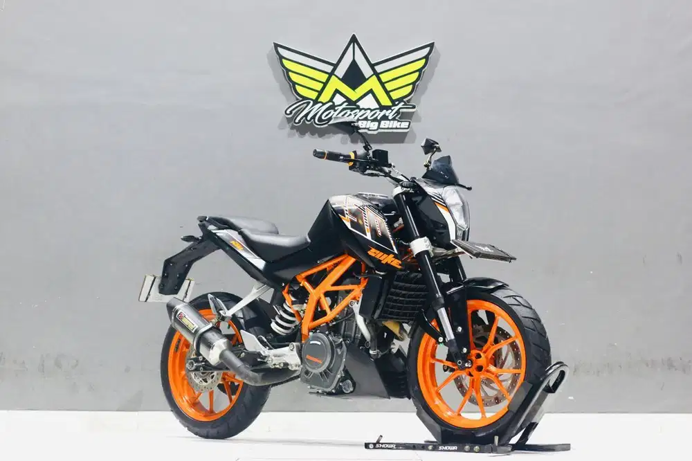 KTM Duke 250 ABS like new Z250 MT25 CBR250