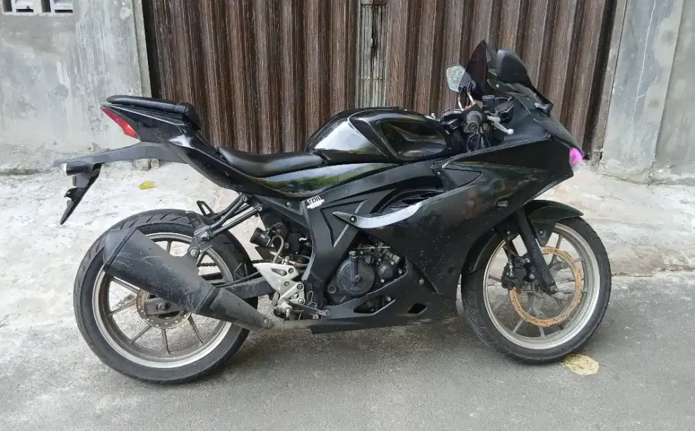 SUZUKI GSX R150 2019 HITAM