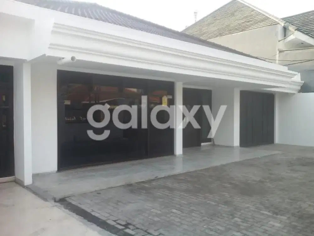 rumah siap pakai lokasi strategis  Dharmahusada Utara