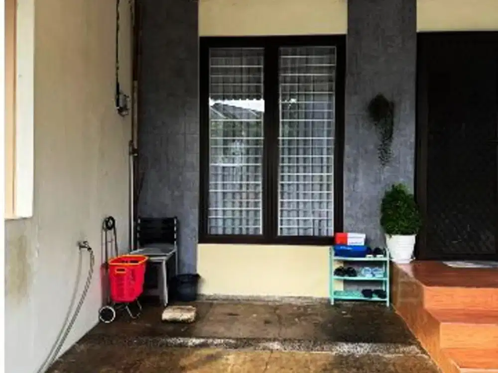 Rumah 2 lantai di Regency Melati Mas Tangerang