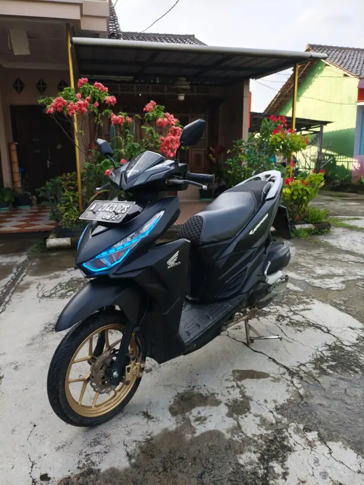 SALLE HONDA VARIO 150