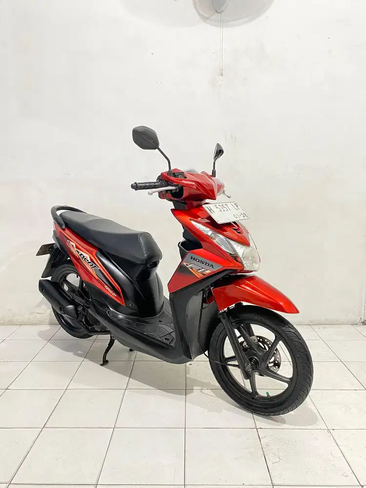 BEAT 2014 PGM-FI MERAH