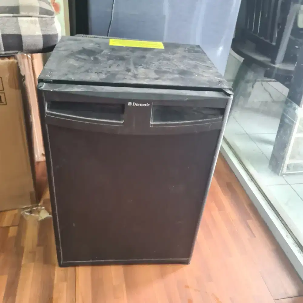 Kulkas Domestic Ex Hotel/Villa