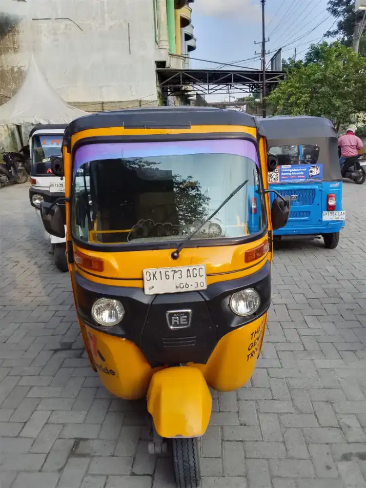 Investasi Aman Hanya Di Bajaj RE Roda 3