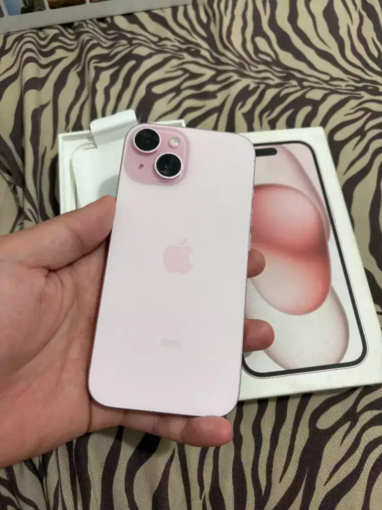iPhone 15 128Gb iBox