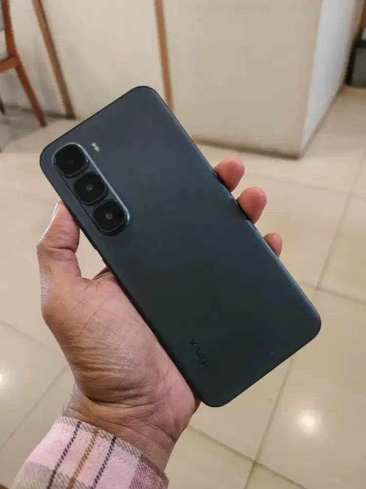 Infinix Hot 60 Pro + 8/128 Hitam Batangan