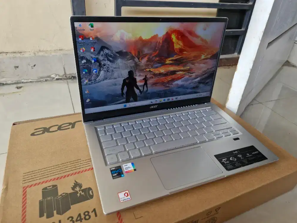 Acer swift 3 core i7 evo ram 16gb ssd 512gb full fitur terbaru mulus