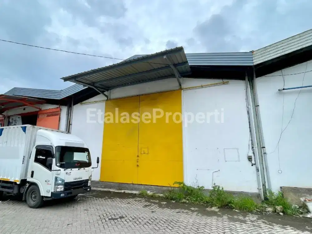 Dijual gudang margomulyo permai