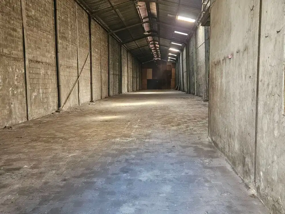 LANGKA! Disewakan gudang perak surabaya utara