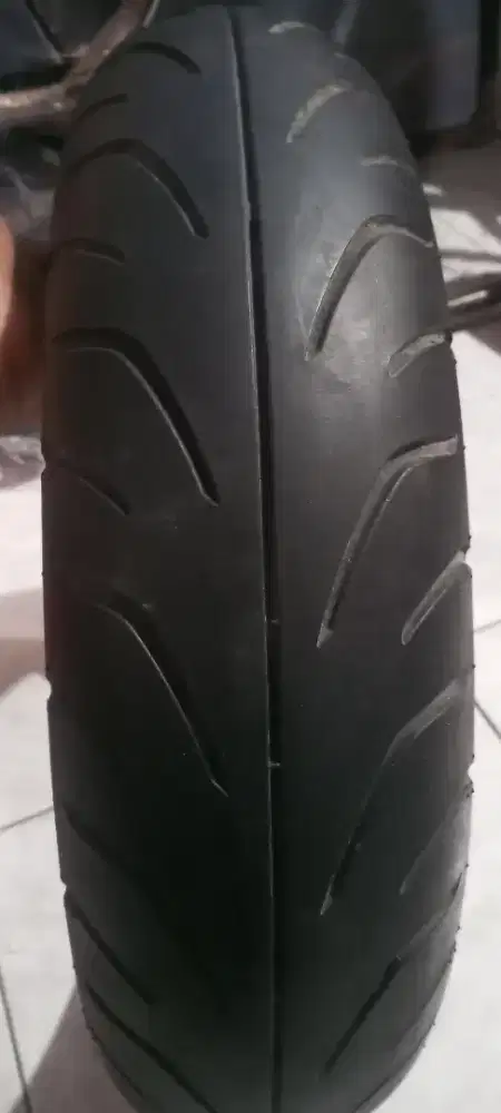 Ban bekas 120/70/15