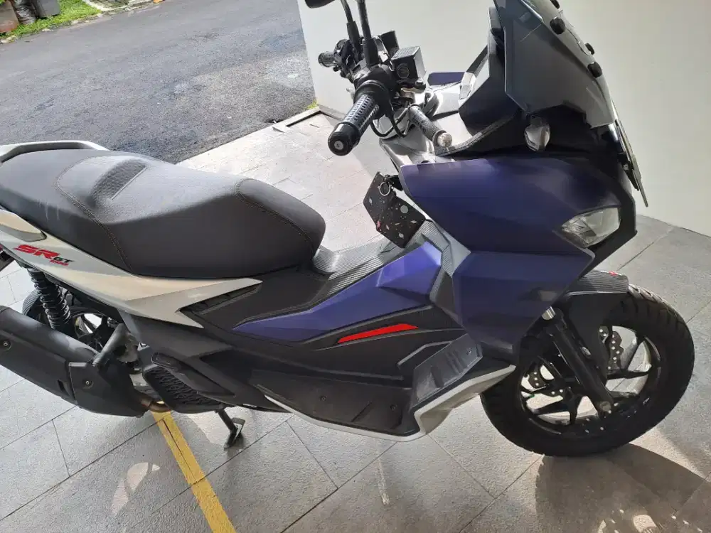 Aprilia SRGT 200 Simpenan