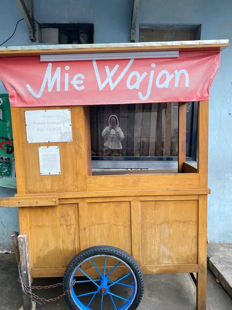 Dijual gerobak mie ayam
