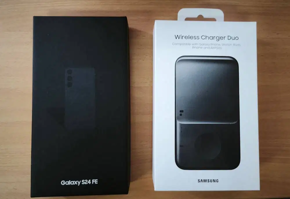 Samsung Galaxy S24 FE 8/256 Full Set - BONUS SAMSUNG WIRELESS CHARGER