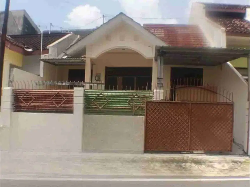 disewakan rumah siap huni di perum solo elok