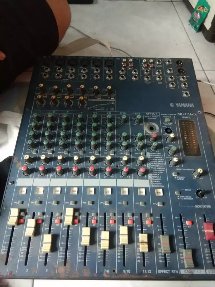 Mixer Yamaha mg124cx