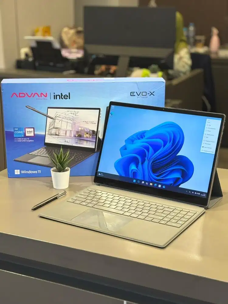 Laptop Advan Evo X 2 in 1 core i3 gen 12 12/512Gb 16 inch touchscreen