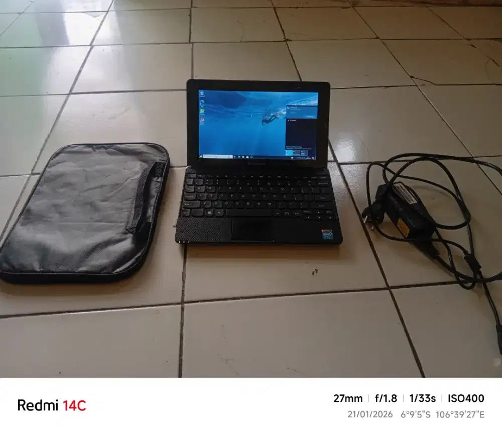 Notebook Lenovo E10-30