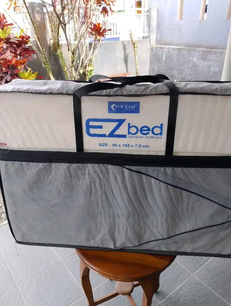 Kasur Lipat praktis tinggal gelar