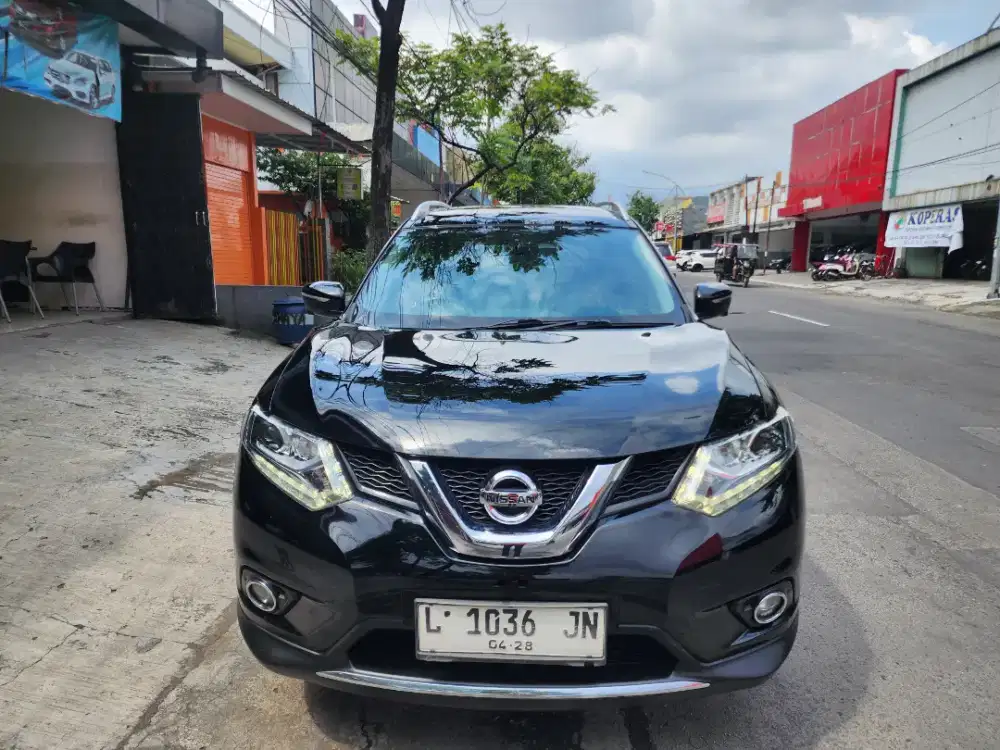 Nissan X-Trail 2.5 AT 2017 Hitam