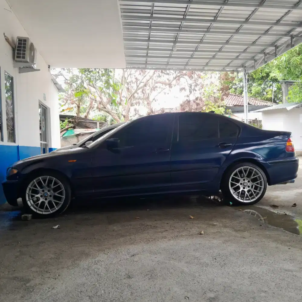 Dijual BMW E46 318i M43 Tahun 2003