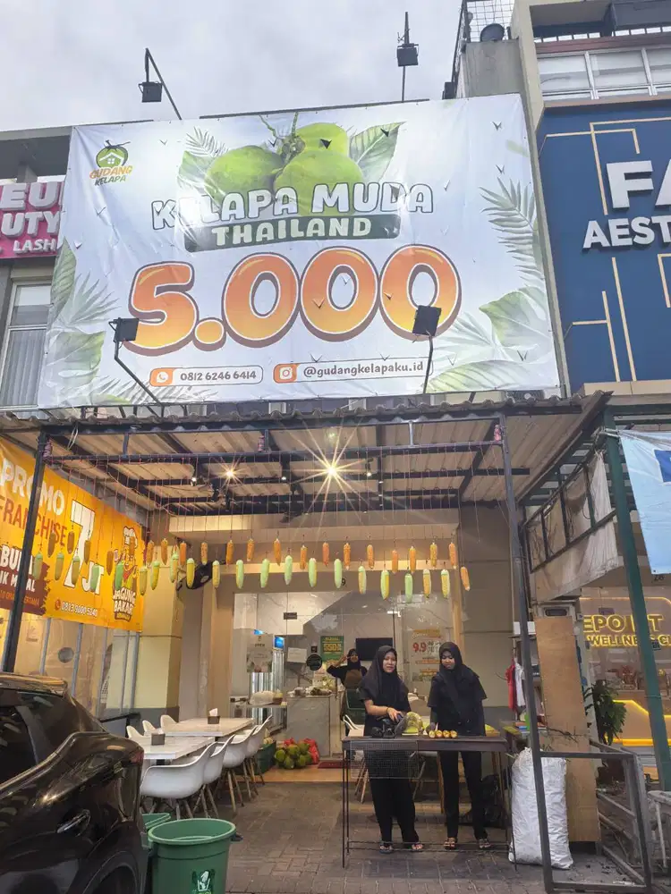 Butuh Admin & Waiter