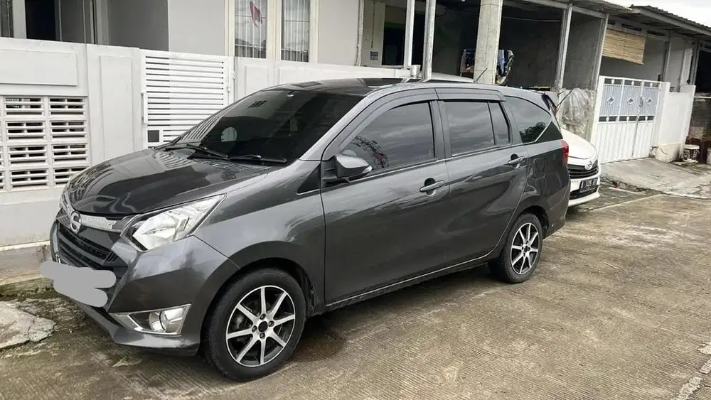 Di jual daihatsu sigra