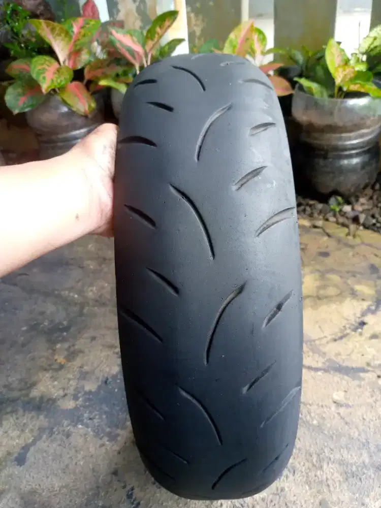 ban belakang PCX 120/70 ring 14 copotan original bukan ukiran!